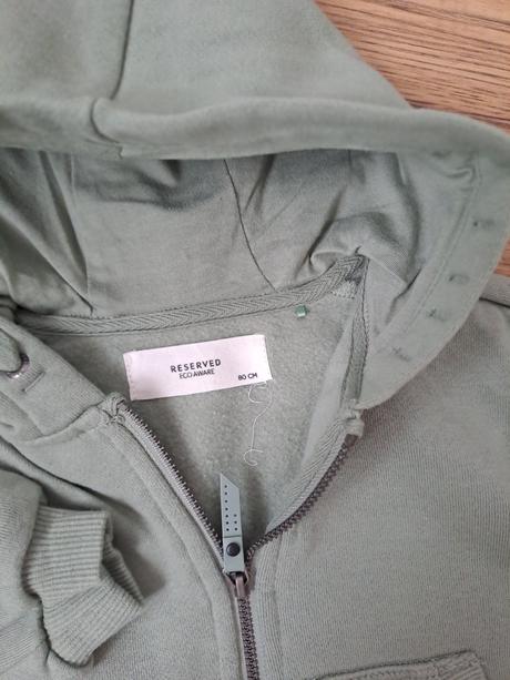 Mikinka reserved, reserved,80