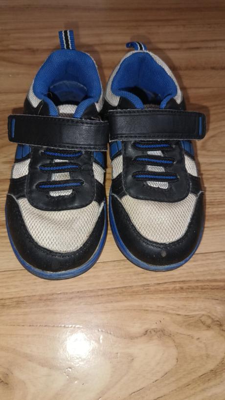 Tenisky blikajuce, 24