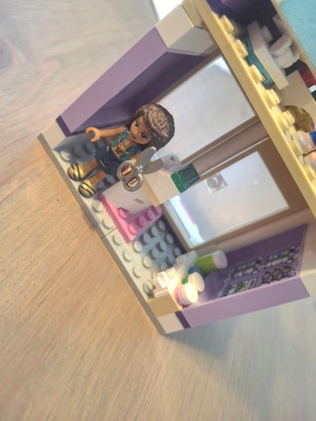 Lego friends ateliér, 