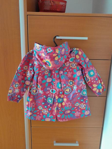 Nepremokavý kabátik 104 / 3-4 roky, marks & spencer,104