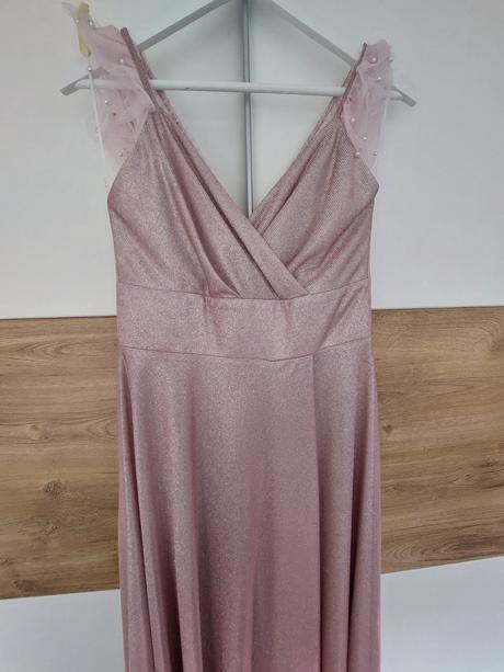 Spoločenské šaty, 38