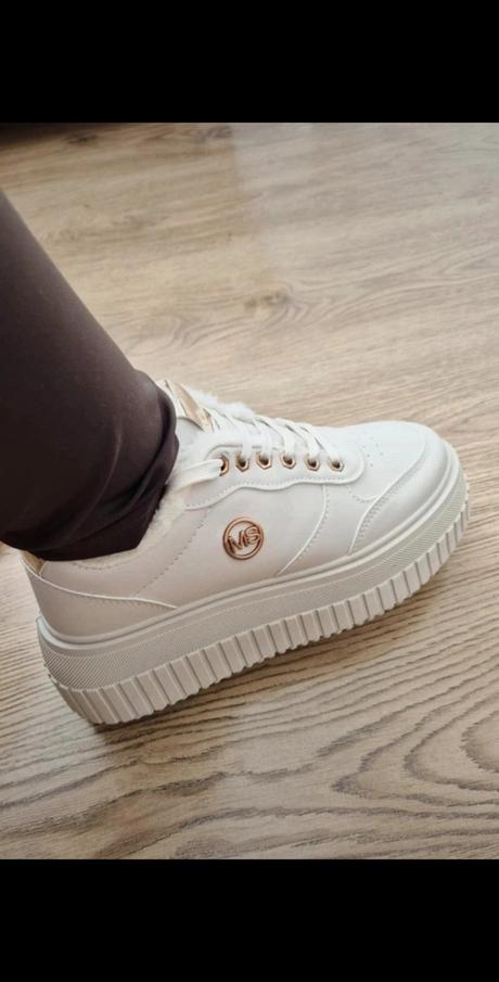 Zateplene tenisky, 39