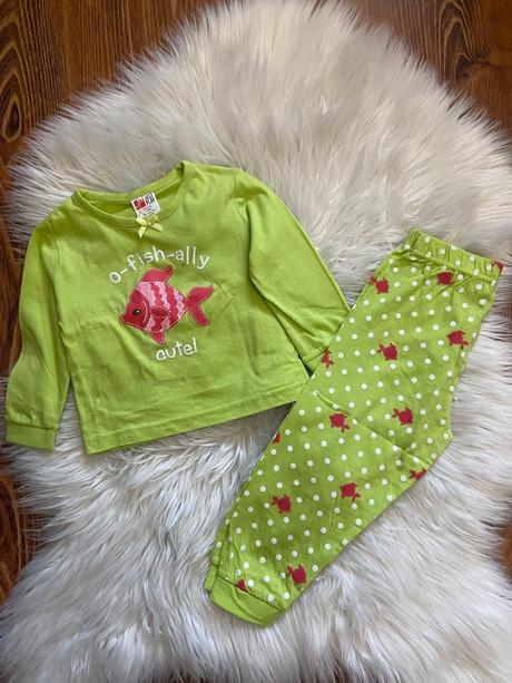 Pyžamo, just play,86