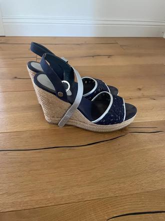 Dámske sandále tommy hilfiger velkost 41, tommy hilfiger,41