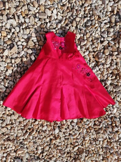 Krasne saty 1-1,5r, marks & spencer,92