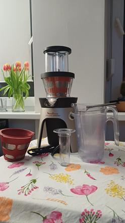 Šnekový odšťavovač moulinex infiny press revolutio, moulinex