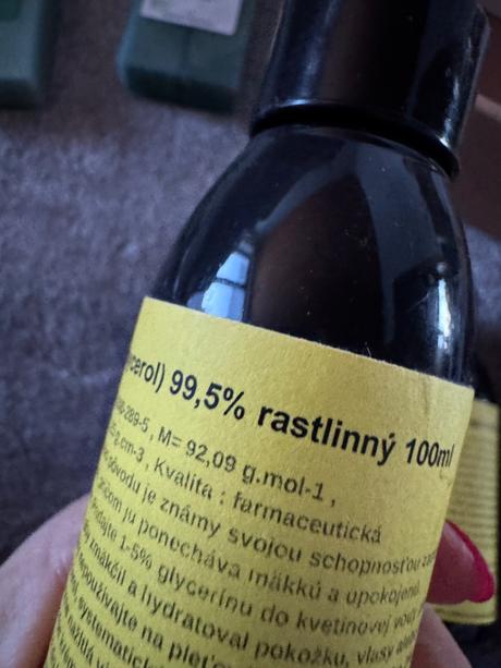 Glycerin rastlinný,