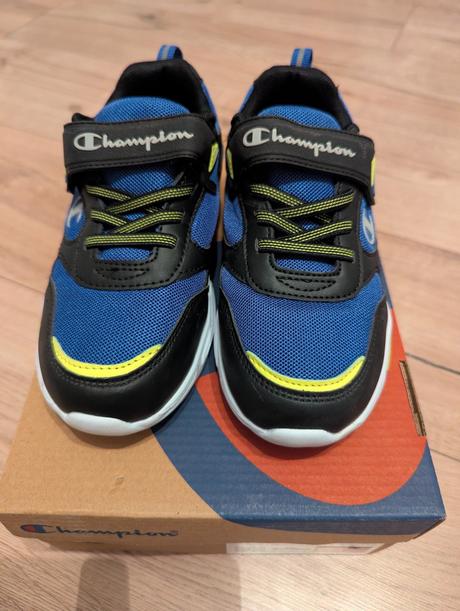 Tenisky 32, champion,32