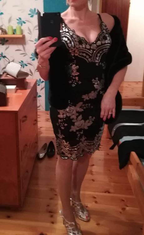 Sviatočné šaty, m