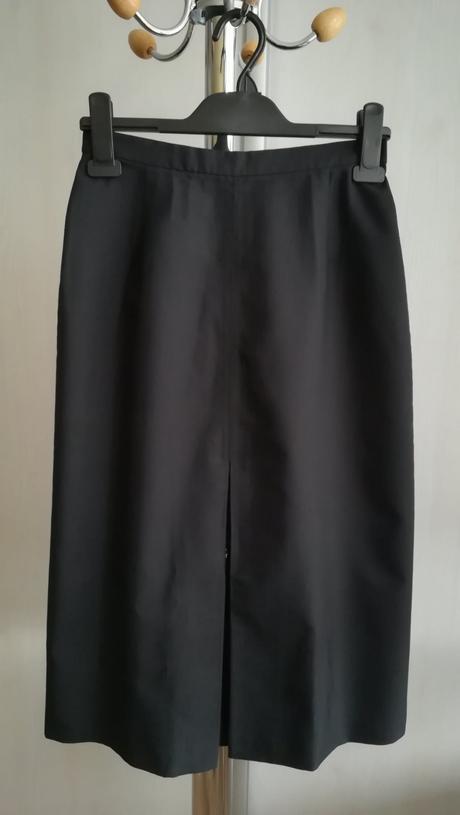 Dámsky kostým na leto, 38