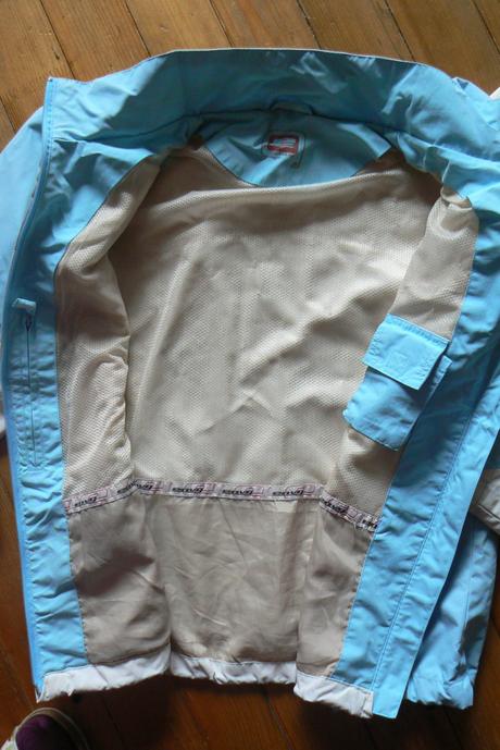 Praktická  outdoor vetrovka, envy,38