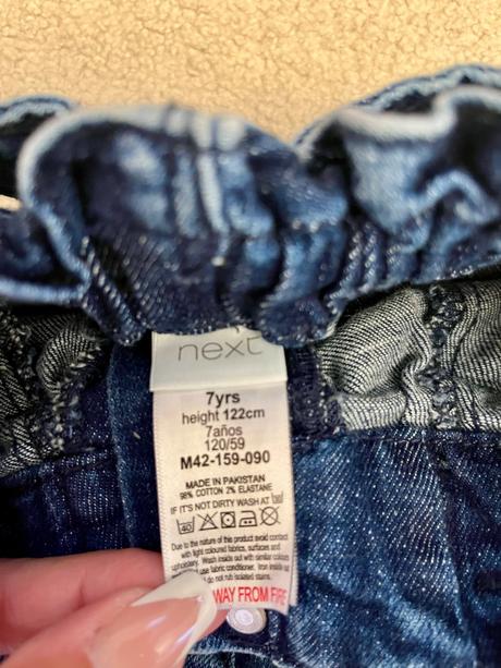 Šortky next, next,122