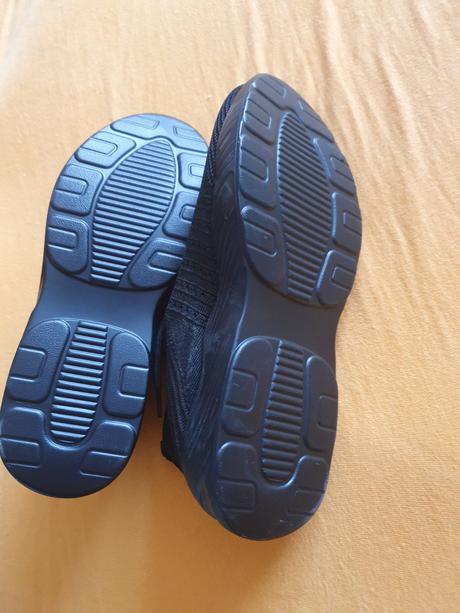 Predám tenisky veľ. 41-nové, 41