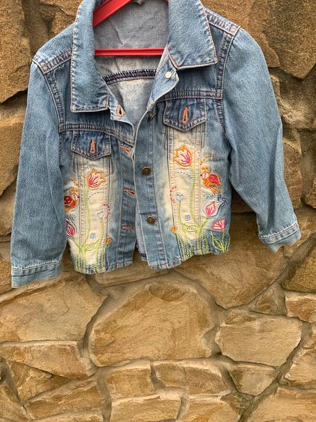 Predám riflovú bundu, 86