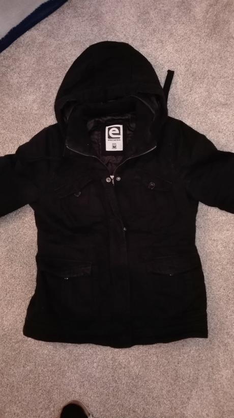 Športovo-elegantný čierny kabát vel.-m , m