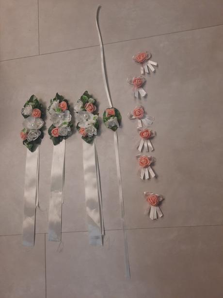 Náramok pre družičky a pierka pre družbov, 