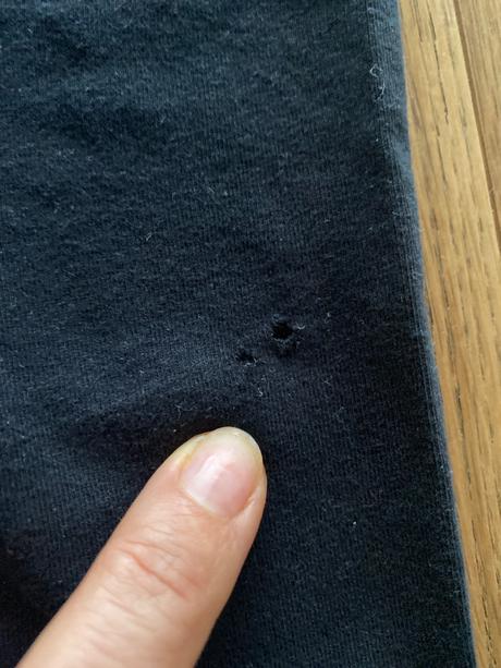 Cierne leginy reserved, reserved,140