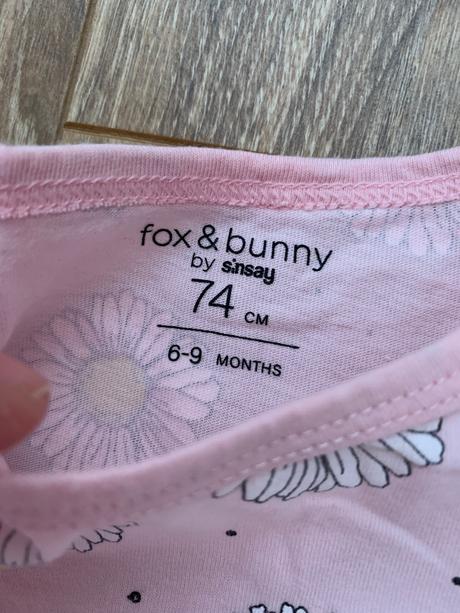 Body 74 top stav, sinsay,74