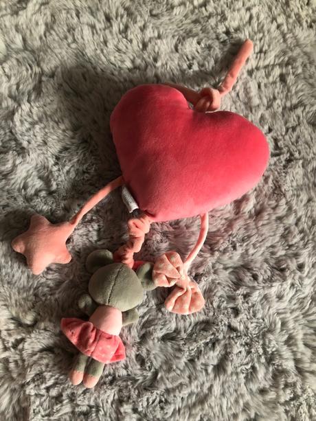 Závesná naťahovacia hračka mini, 