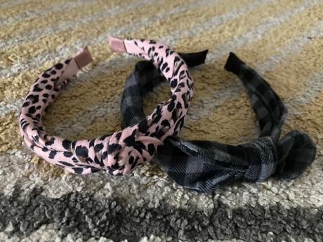 Károvaná a leo čelenka 134/152, takko