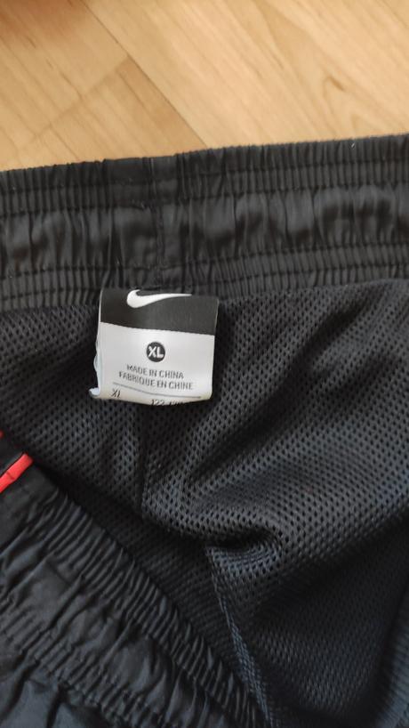 Vetrovka prechodna, sinsay,128