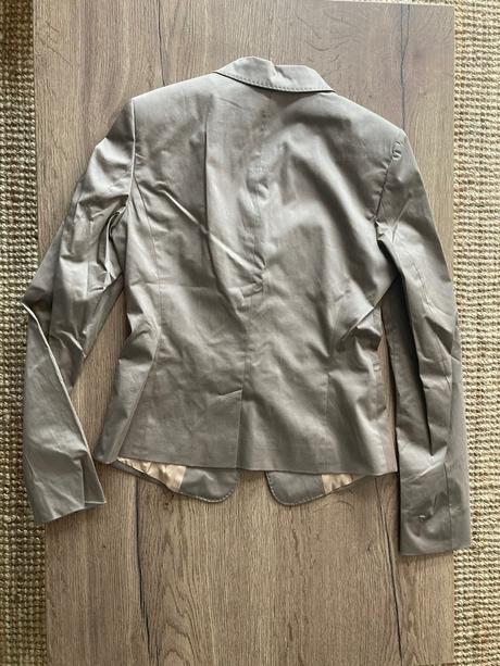 Luxusný kostým rené lezard eur34, 34