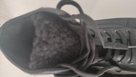 Koženkové workery, 38