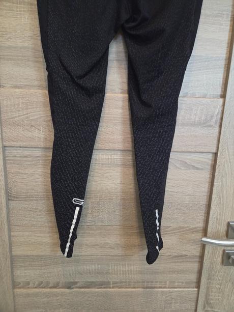 Športové funkčné legíny, decathlon,xs