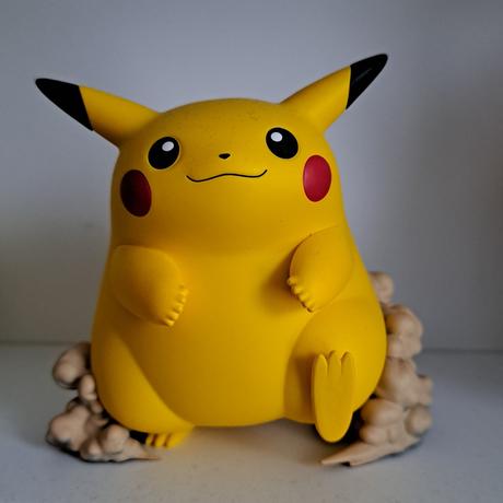Pokémon figúrka pikachu, 