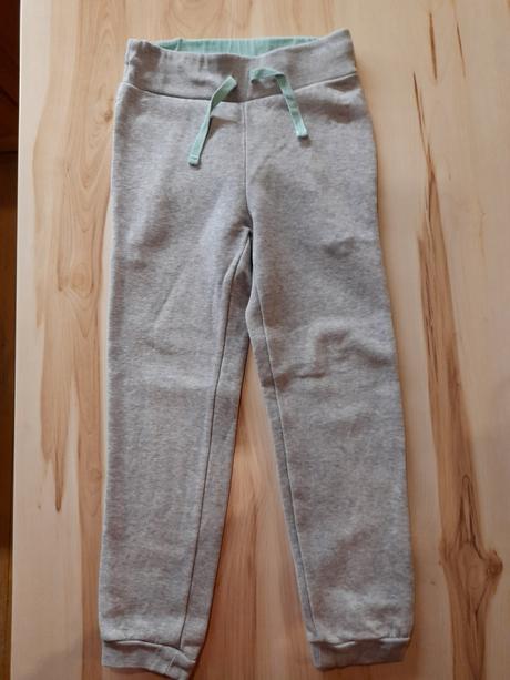 Sivé tepláky, h&m,110