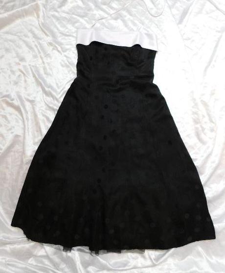 Velmi pekne saty na slavnost, c&a,38