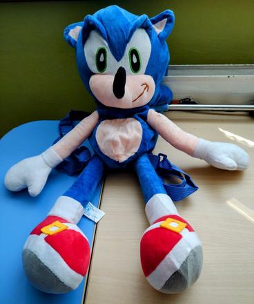 Plyšový ruksak ježko sonic, disney