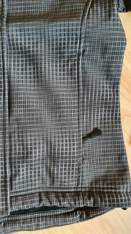 Softshelová bunda s kapucňou, veľkosť s, s