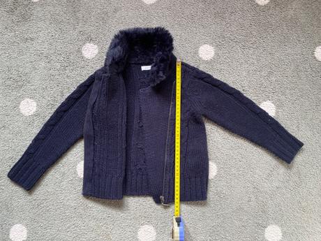 Hrubý svetrík s umelou kožušinou, 92