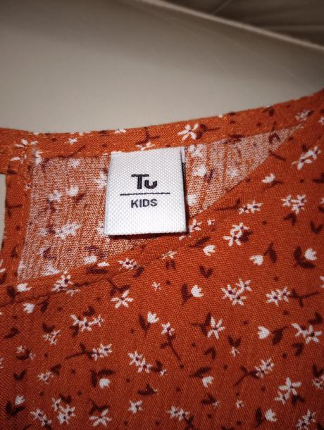 Ponúkam dievčenské šaty, tu,140