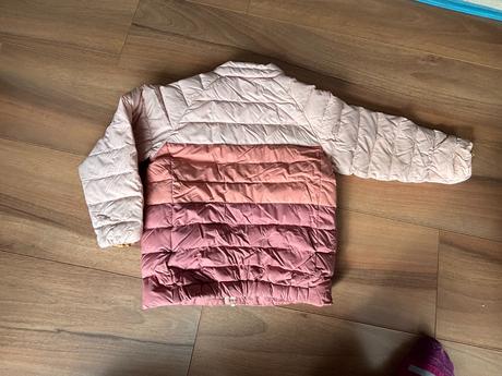 Dievčenská páperová bunda patagonia 4t, 104