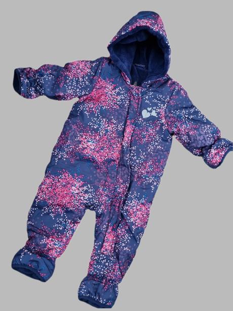 Overal do snehu, lupilu,68