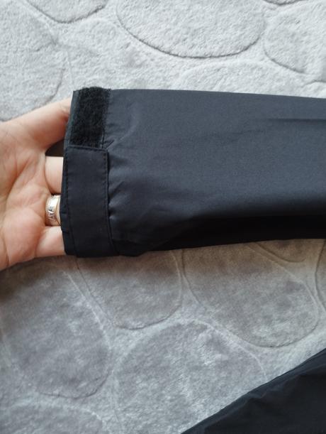 Tenká outdoor vetrovka, 140