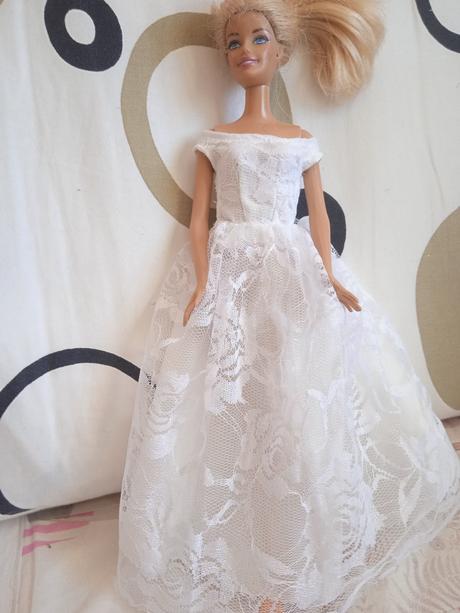 Šaty pre babiku barbie,