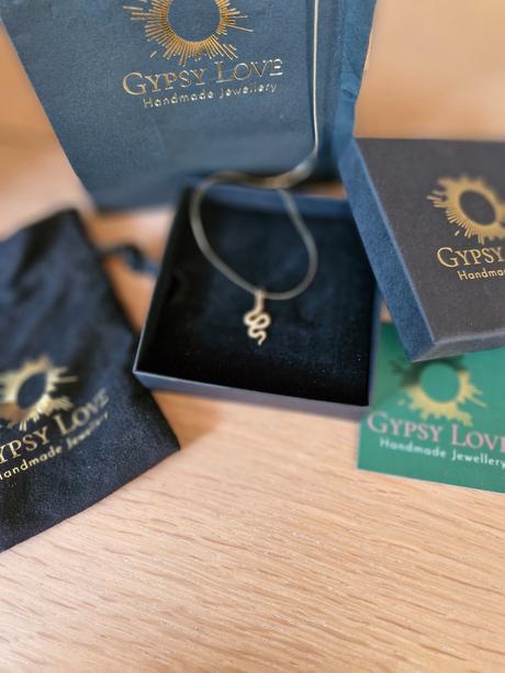 Pozlátený strieborný náhrdelník gypsy love, 