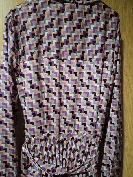 Dámske koselove šaty z plisovanou suknou, m