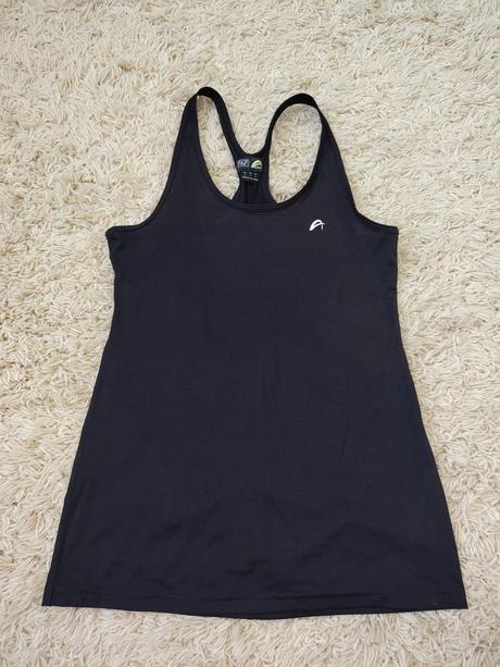 Neónovo ružové a čierne tielko na šport, puma,s