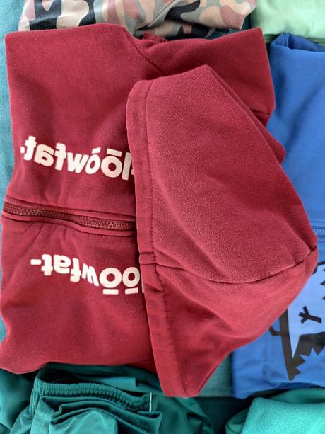 Balík chlapčenského oblečenia v. 128-134, 122–134