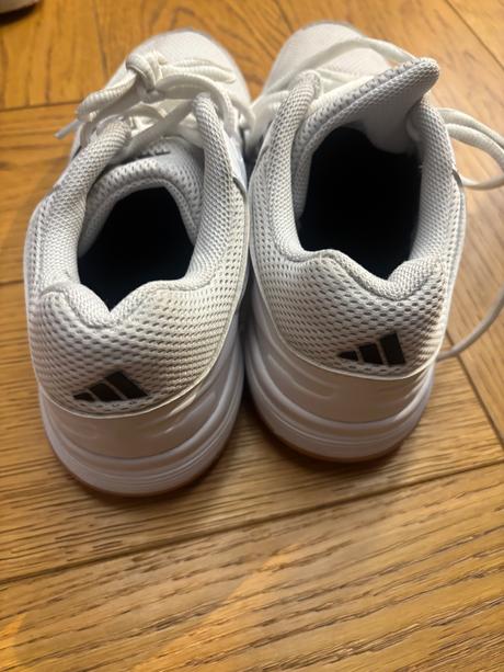 Indoorove tenisky, adidas,38