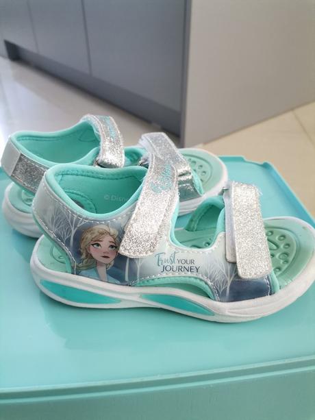 Blikacie sandálky, disney,28