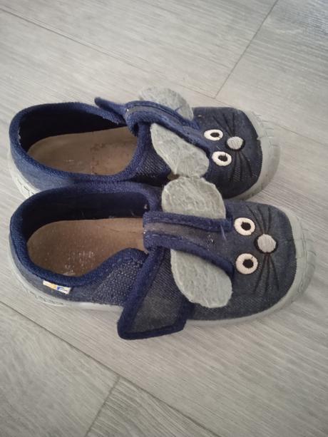 Topánočky ortopedické, baťa,25