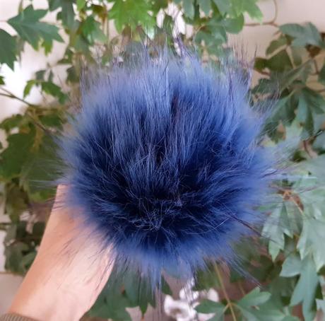 Kožušinový brmbolec 84, 