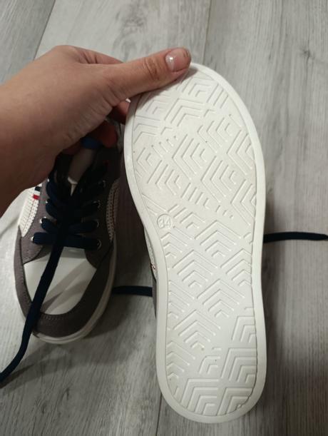 Tenisky zara, baťa,34