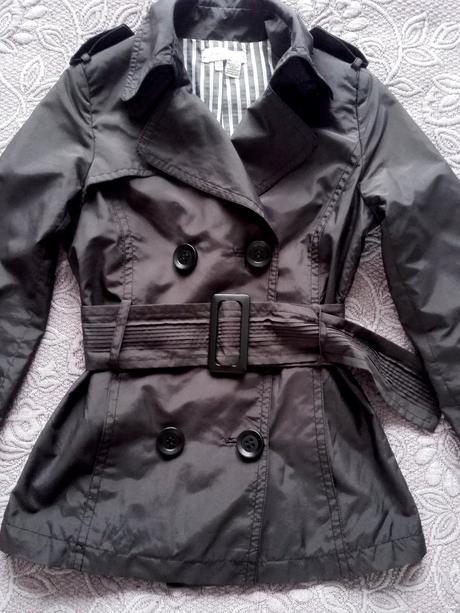 Krátky trenčkot zn. zara, veľ. xs/36, zara,xs