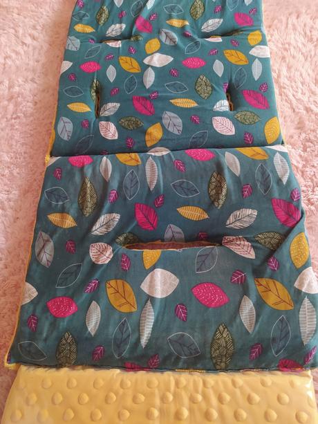 Obojstranná podložka do kočíka, 